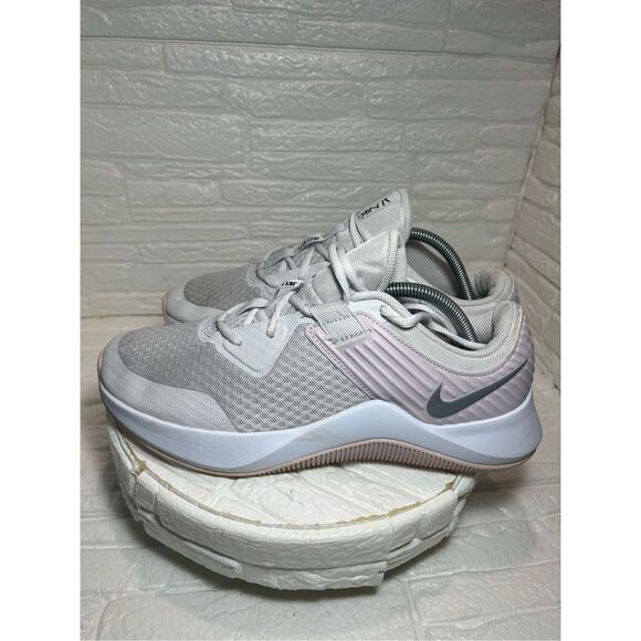 Nike MC woman Trainer Shoes - Picture 9 of 11